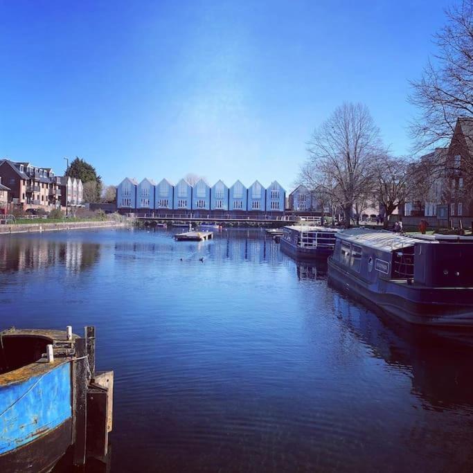Canal View 2 Bedrooms End Of Terrace Chichester Exteriér fotografie